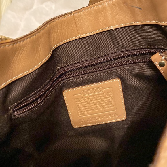 Coach shoulder bag - Picture 4 of 7